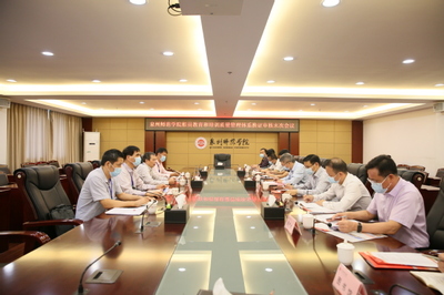 我校质量管理与船员培训双丰收 顺利通过体系换证与许可中期核查